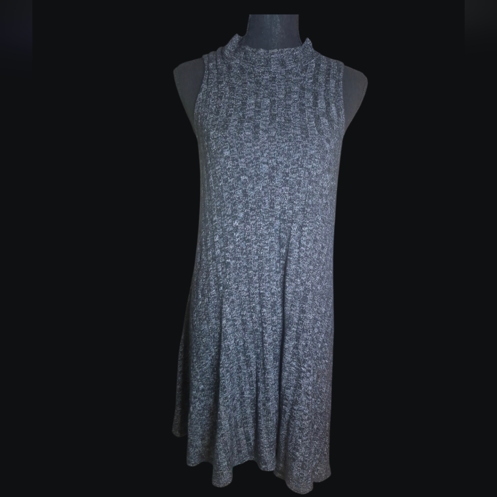 Chic Papaya Mock-Neck Dress - Grey Knit- Size L